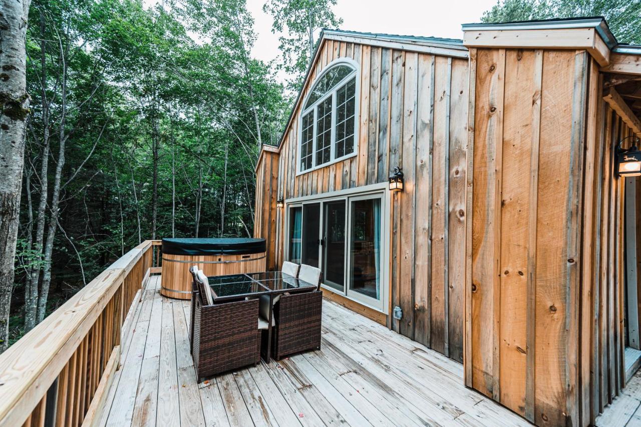 Moonlight Treehouse At Belgrade Hospitality Villa Екстериор снимка